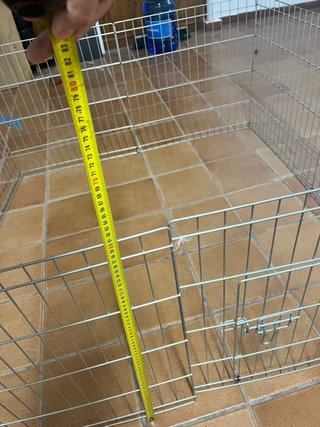 Jaula para cachorros y gatitos
