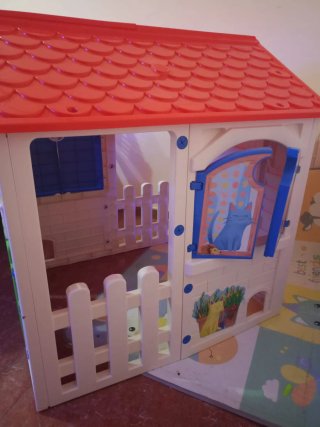 Casa infantil de plástico