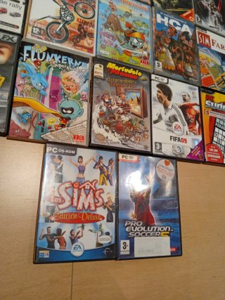 Lote de 17 Videojuegos PC CD-ROM