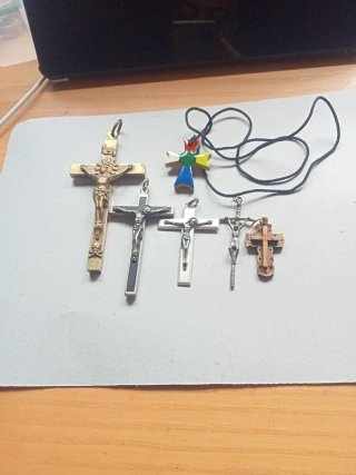 Lote de 6 Cruces para Colgar