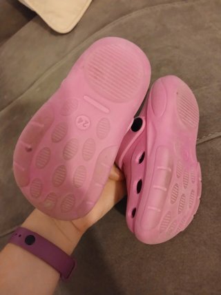 Zapatos niña rosas