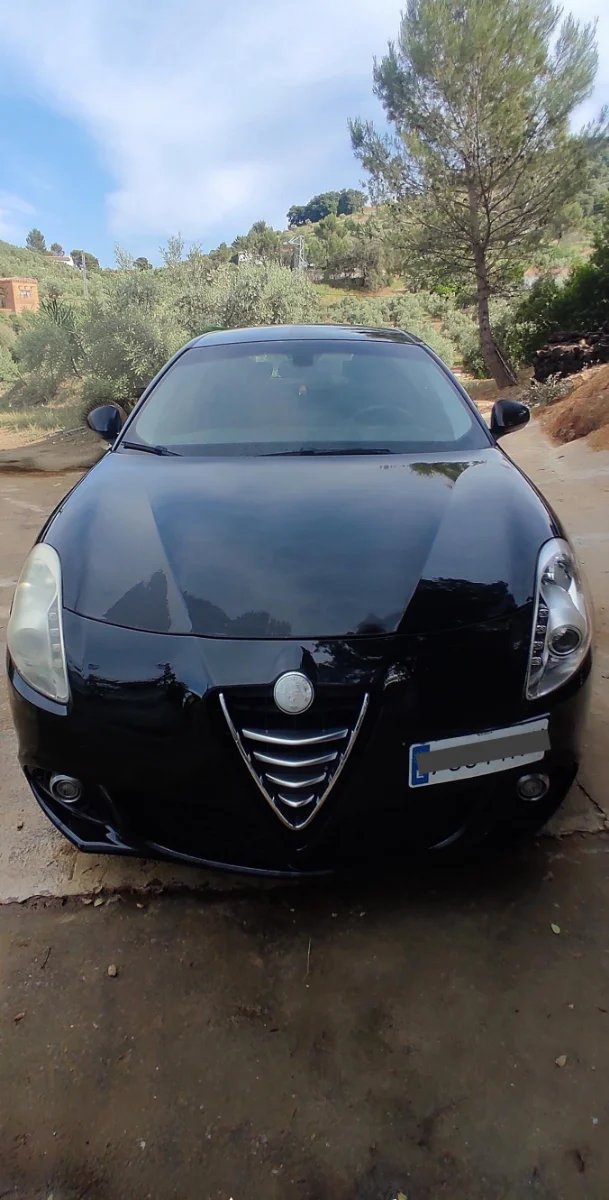 Alfa Romeo Giulietta 2013 - foto 1