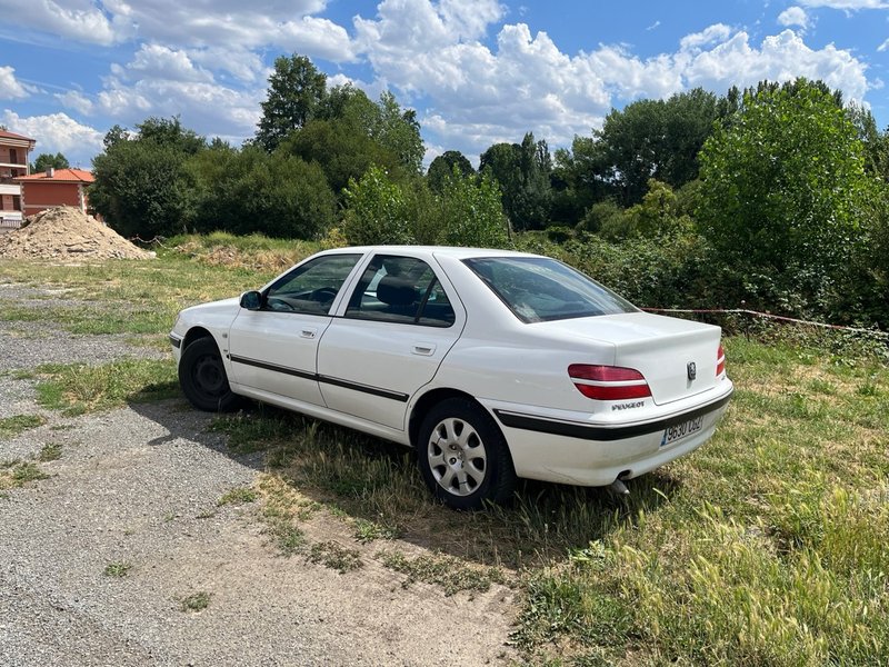 Peugeot 406 2003 - foto 1