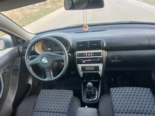 SEAT Leon 2004