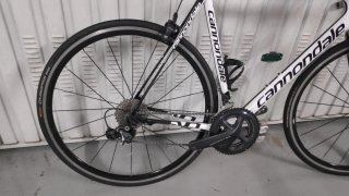 Bici de carretera Cannondale supersix EVO