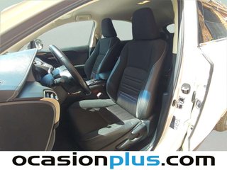 Lexus NX 300h Business Navigation 2WD 145 kW (197 CV)