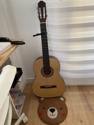 Guitarra Clásica con Capo