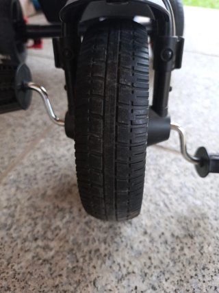 Triciclo de paseo Lionelo