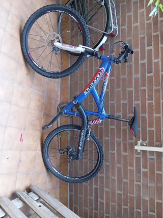 Bicicleta de montaña TOPBIKE azul