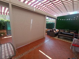 Estructura persiana motorizada seguridad 8m x 2,5m