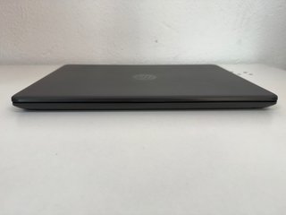 HP 240 G8 Portátil 128GB SSD 4GB RAM