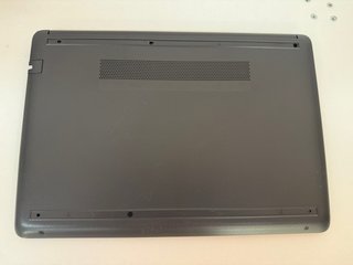 HP 240 G8 Portátil 128GB SSD 4GB RAM