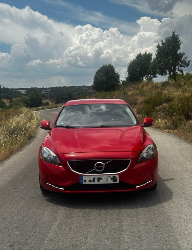 Volvo V40 2016