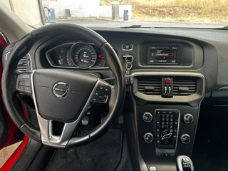 Volvo V40 2016