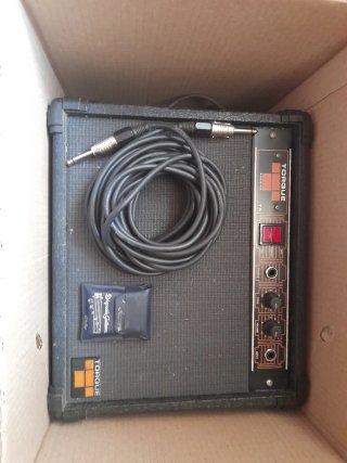 Amplificador Torque TS Acústica Negro