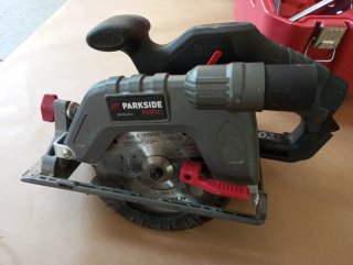 Sierra Circular Parkside con Maletín y  bateria