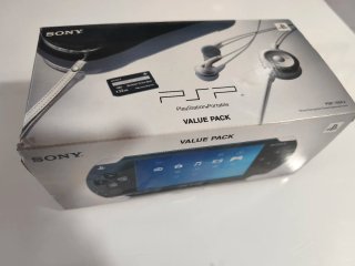 Altavoz Logic3 para PSP + Estuche + Caja