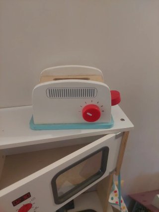 Cocinita de madera para niños