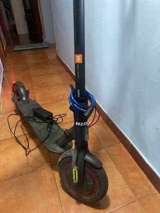 Patin Xiaomi Pro 2 (2021) + Cargador