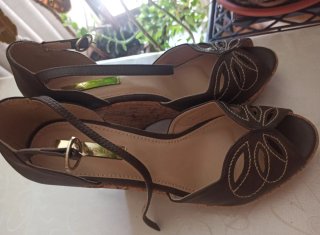 Sandalias cuña nuevas talla 41