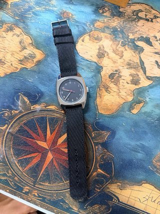 Reloj Mecanico Negro y Plateado