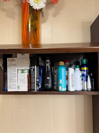 Conjunto mueble de baño madera y armario