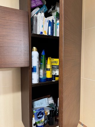 Conjunto mueble de baño madera y armario