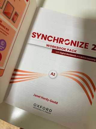 Synchronize 2 Workbook (Spain)