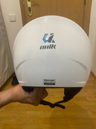 Casco de moto blanco