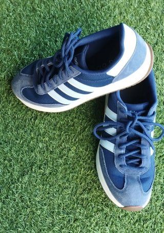 Adidas Run 70s 2.0 Talla 44 2/3