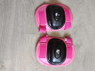 Patines rosas con luces y rodilleras