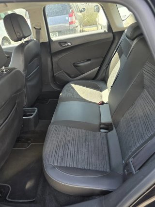 Opel Astra 2016