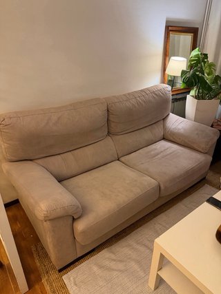 URGE VENDER Dos sofás (3 plazas y 2 plazas)