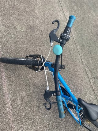 Bicicleta infantil azul (NO HAGO ENVÍO)