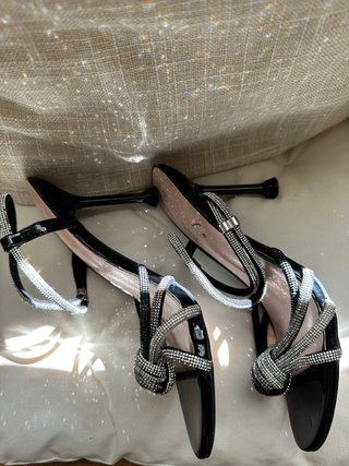 Scarpe eleganti tacco nero e argento