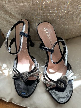 Scarpe eleganti tacco nero e argento