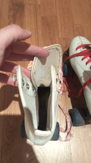 Patines de 4 ruedas blancos