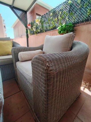 Conjunto Muebles Jardín: Sofá, Mesa y Sillones