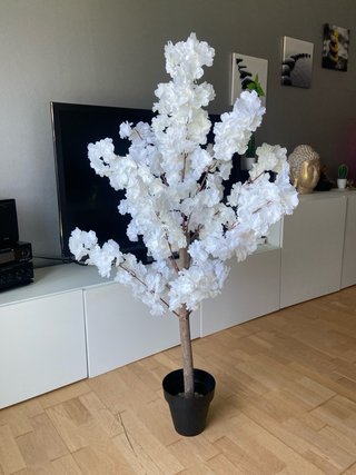 Árbol blanco artificial
