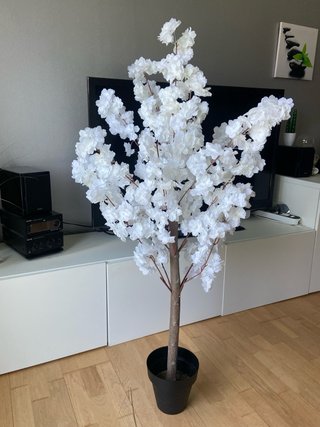 Árbol blanco artificial