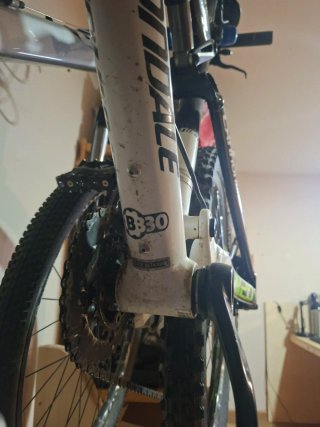Bicicleta Cannondale Lefty + Giant