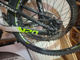 Bicicleta Cannondale Lefty + Giant
