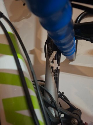 Bicicleta Cannondale Lefty + Giant