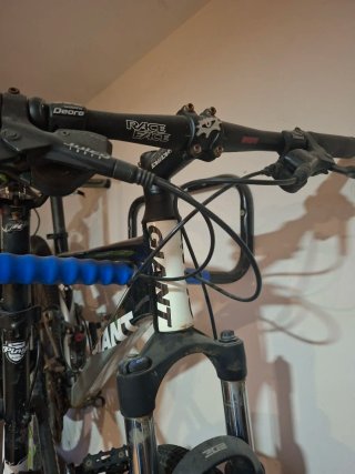 Bicicleta Cannondale Lefty + Giant
