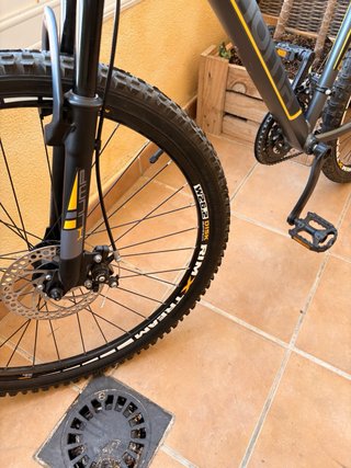 Bicicleta Montaña marca moma  Rin 26