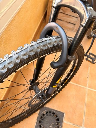 Bicicleta Montaña marca moma  Rin 26