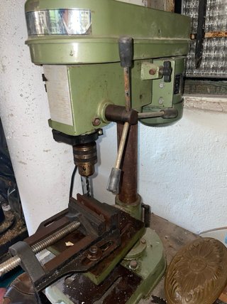 Taladro de columna vintage