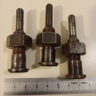 Tornillería industrial (9 piezas)