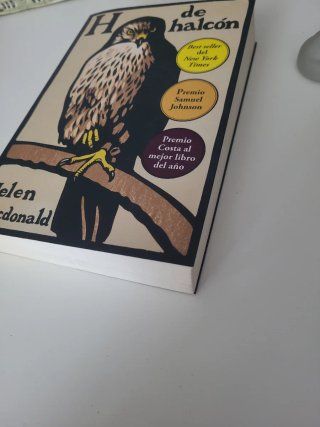 H de halcón - Helen Macdonald
