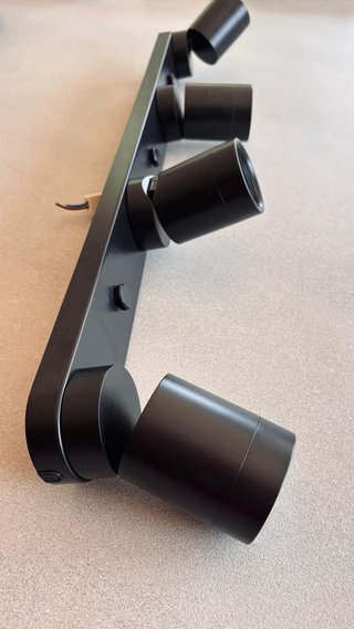 Lámpara IKEA NYMÅNE 4 focos orientables